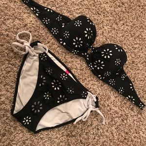 Victoria’s Secret push-up strapless floral bikini